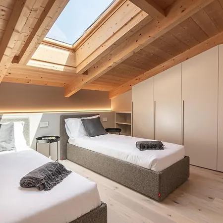 Dorato Luxury & - View * Colico