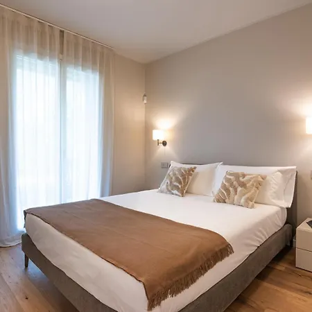 Aparthotel Dorato Luxury - View Colico