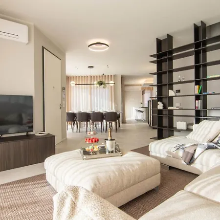 Dorato Luxury & - View Colico