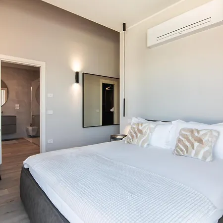 Aparthotel Dorato Luxury & - View
