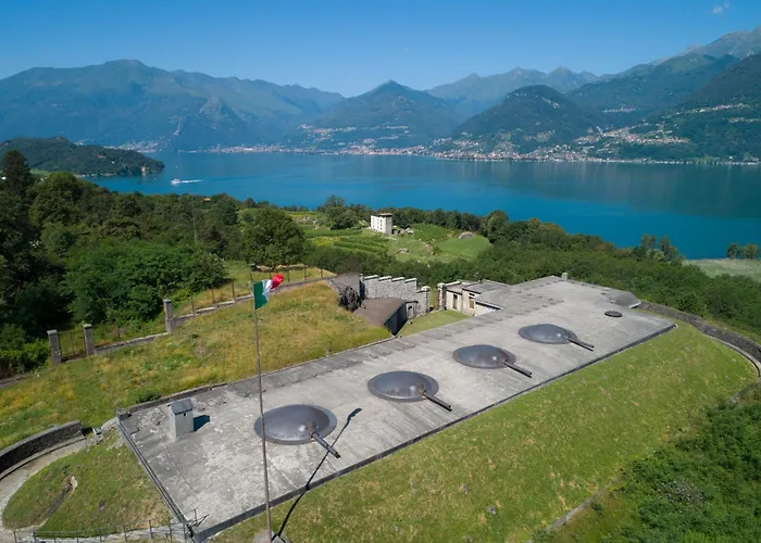 Dorato Luxury - View Lägenhetshotell Colico