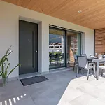 Апарт-отель Dorato Luxury - View 4*