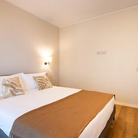 Aparthotel Dorato Luxury - View