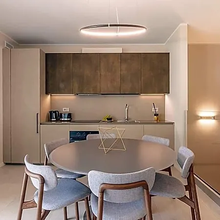 Dorato Luxury - View 4*