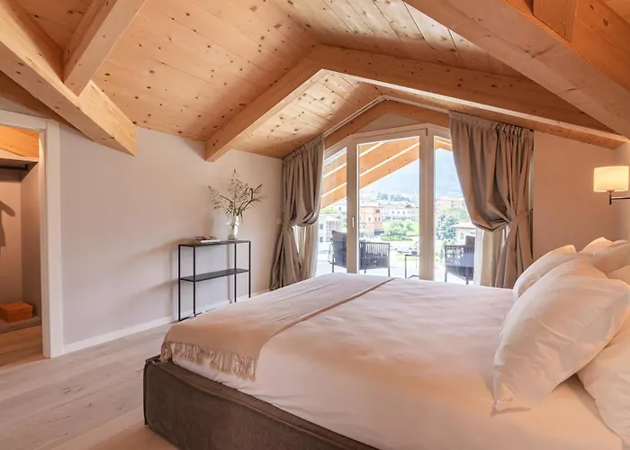 Dorato Luxury - View Aparthotel Colico