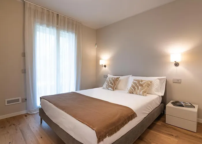 Aparthotel Dorato Luxury - View Colico