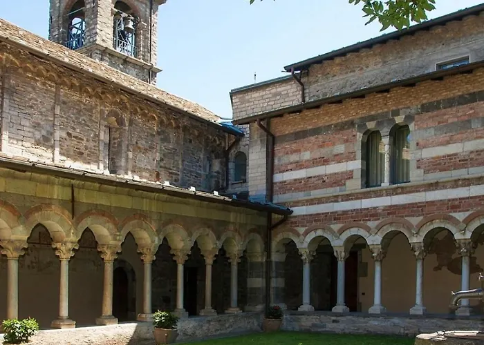 Dorato Luxury - View Апарт-отель 4*