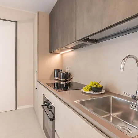 Dorato Luxury - View 아파트호텔